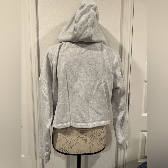 Calvin Klein Women’s crop top sweatshirt hoodie size Medium - Picture 3 of 4